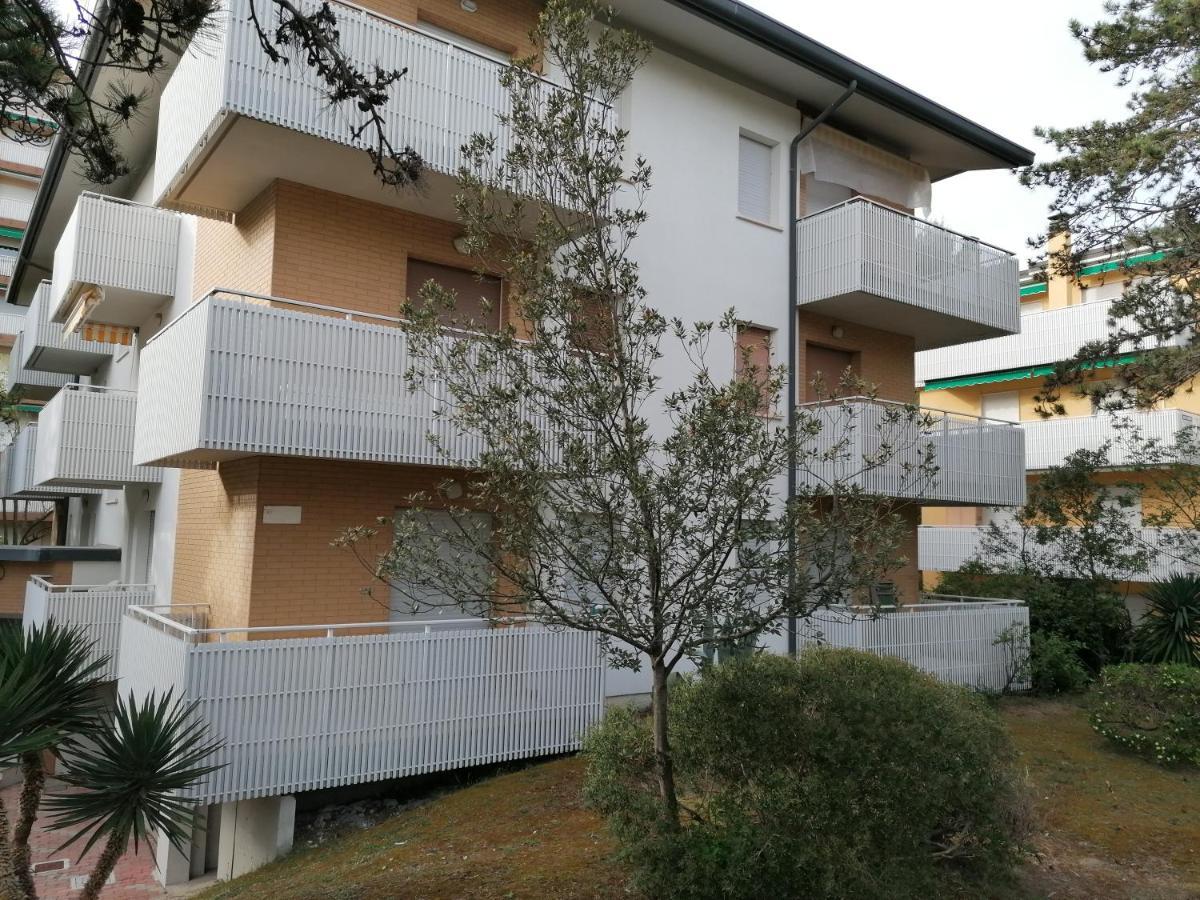 Condominio Rosa Lignano Sabbiadoro Ngoại thất bức ảnh